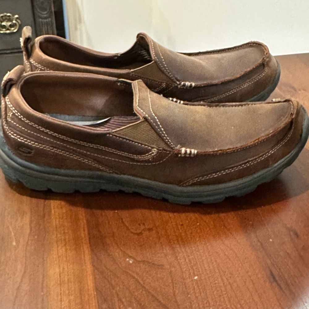 Sketchers Extra Wide Loafers 10 1/2